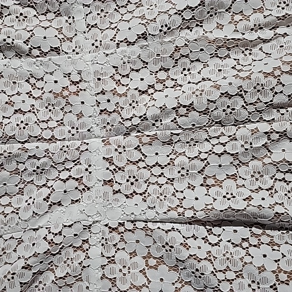 ☆MICHAEL Michael Kors☆ NWT Floral lace dress with overlay - Picture 8 of 8